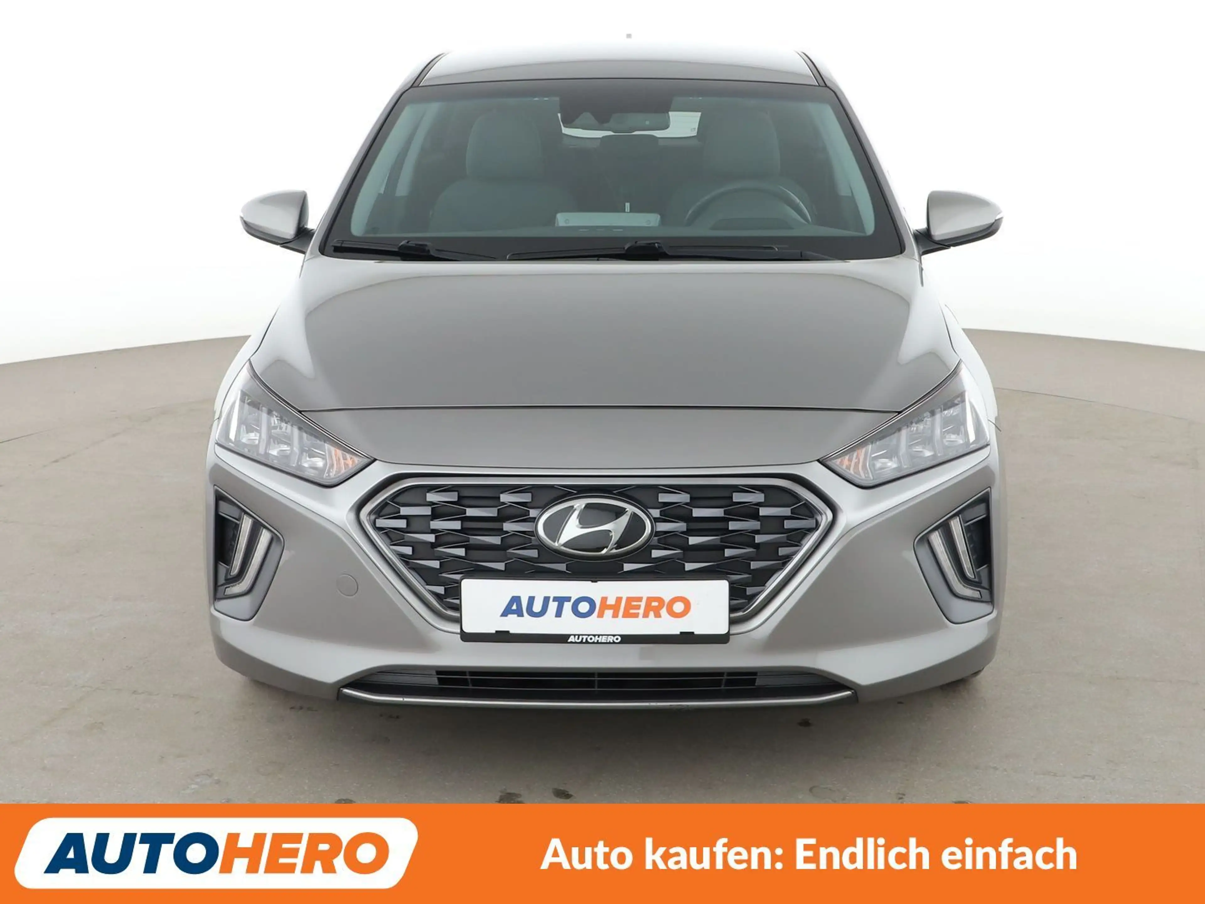 Hyundai IONIQ 1.6 Hybrid Style Aut.*NAVI*LED*CAM*SHZ*LHZ*ACC* — photo 9