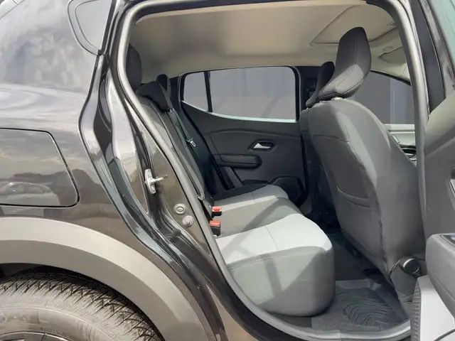 Dacia Sandero Stepway view 9