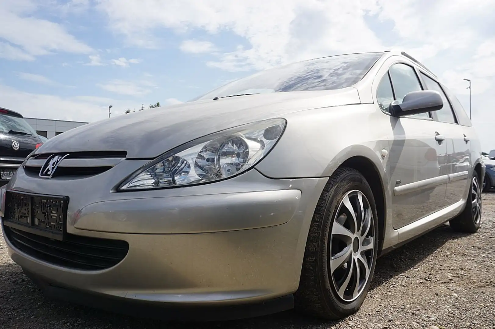 Peugeot 307 Break XS 1,6 HDI 110 (FAP) Beige - 2