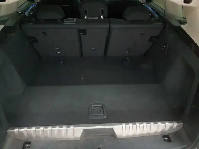 BMW X3 view 10