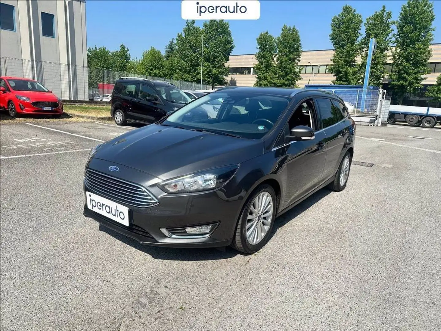 Ford Focus sw 1.5 tdci titanium s&s 120cv Gris - 1