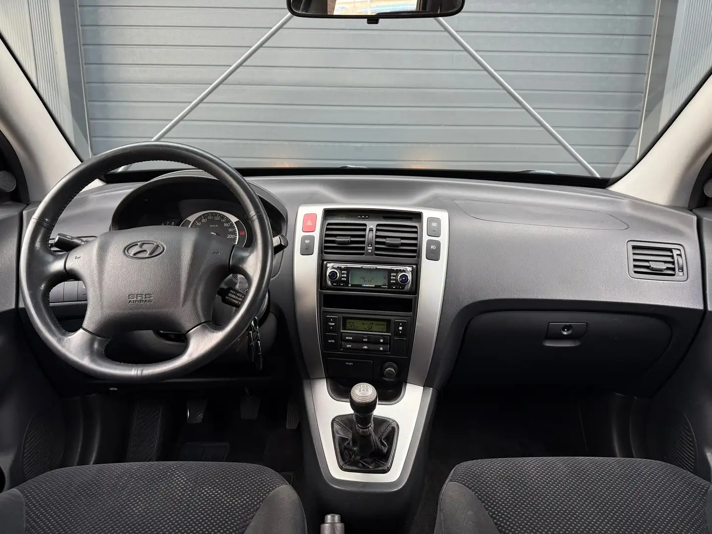 Hyundai TUCSON 2.0i Style, Climate control, Nieuwe APK Noir - 2
