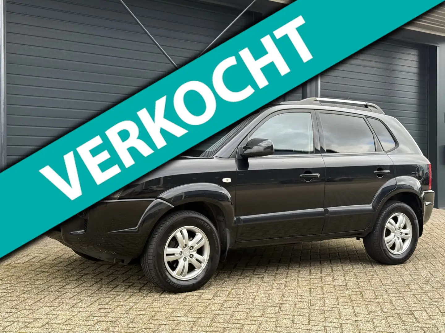 Hyundai TUCSON 2.0i Style, Climate control, Nieuwe APK Noir - 1