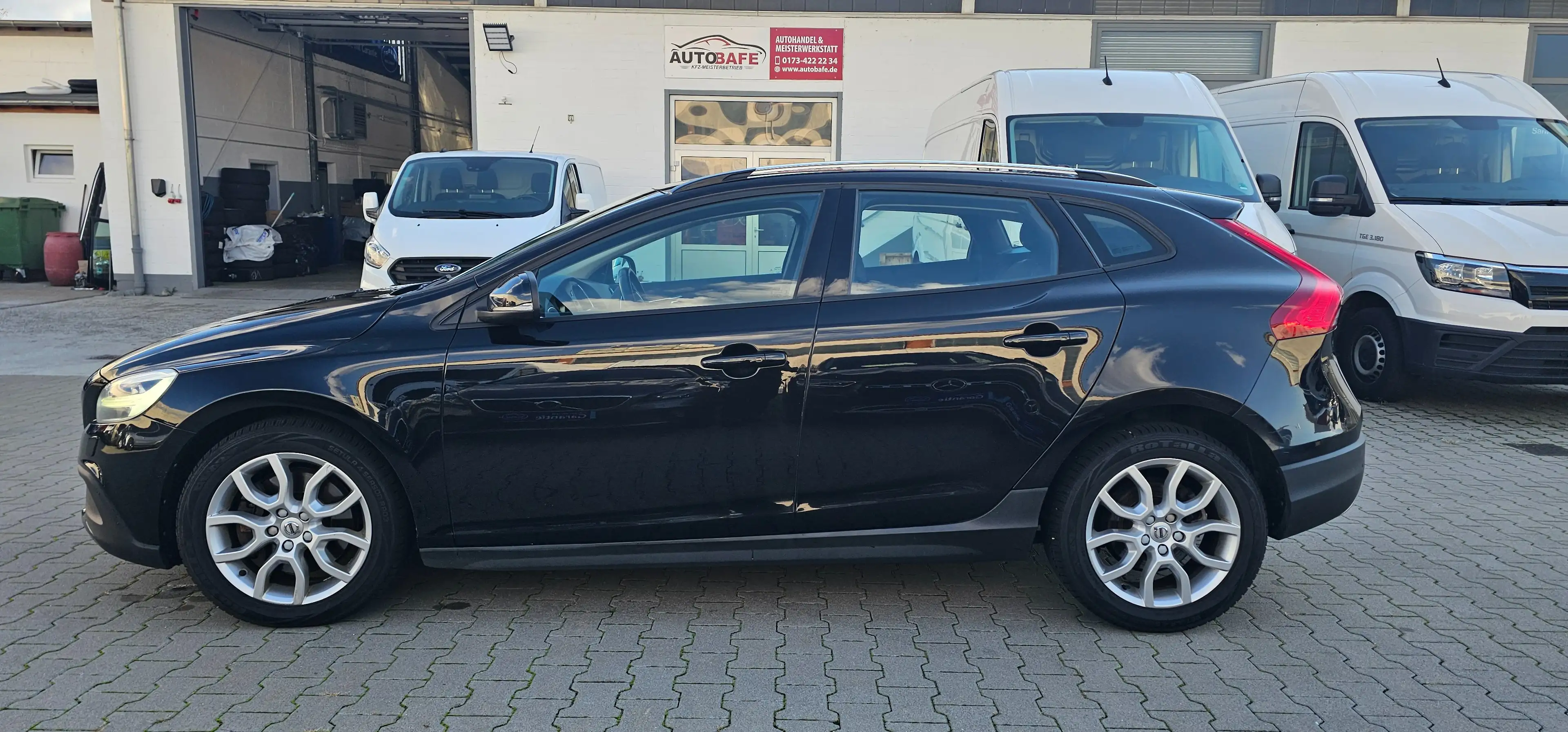 Volvo V40 Cross Country Momentum NAVI*KAMERA*ACC*LED*AHK — photo 7