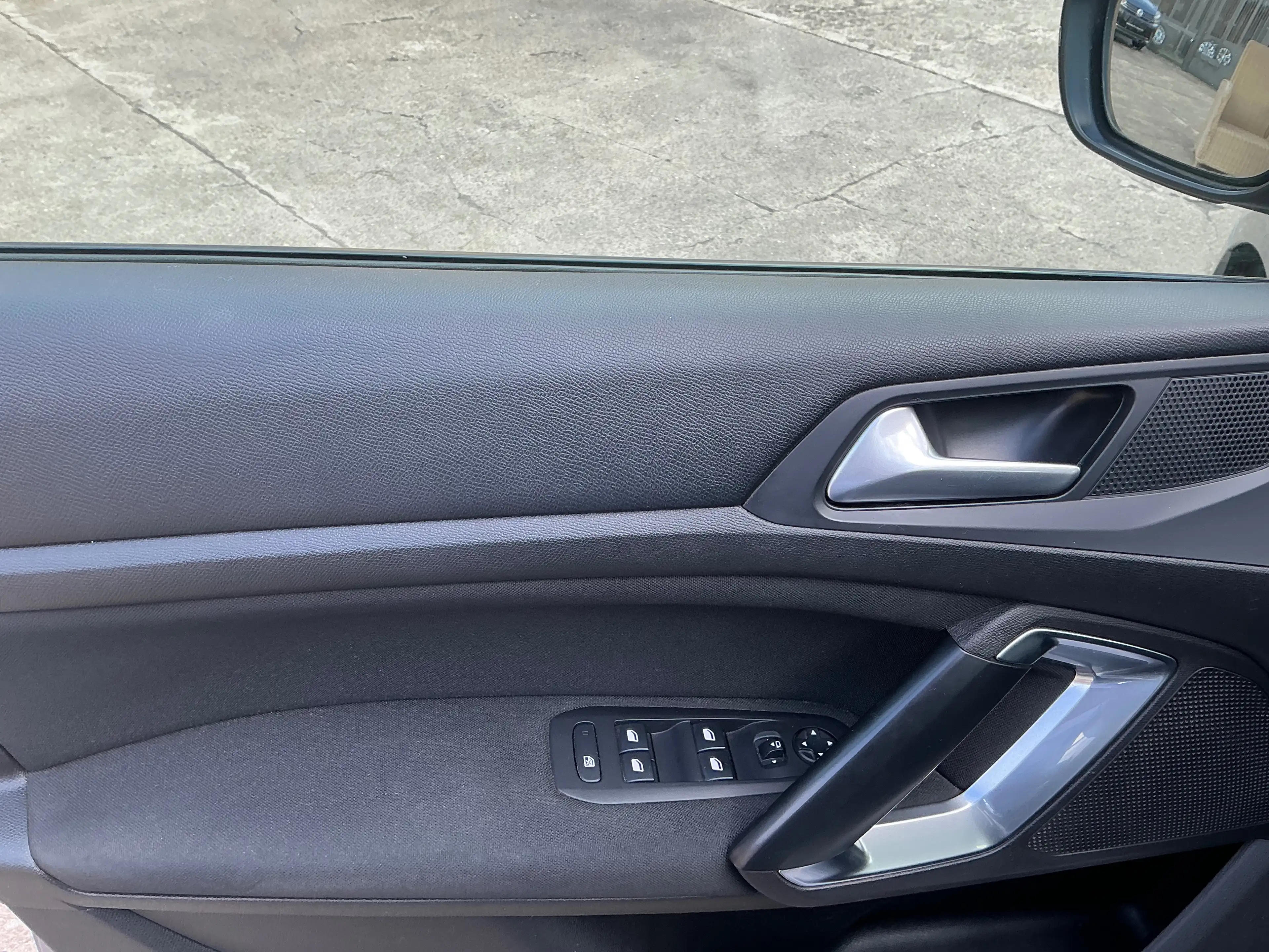 Peugeot 308 Active Business — photo 10