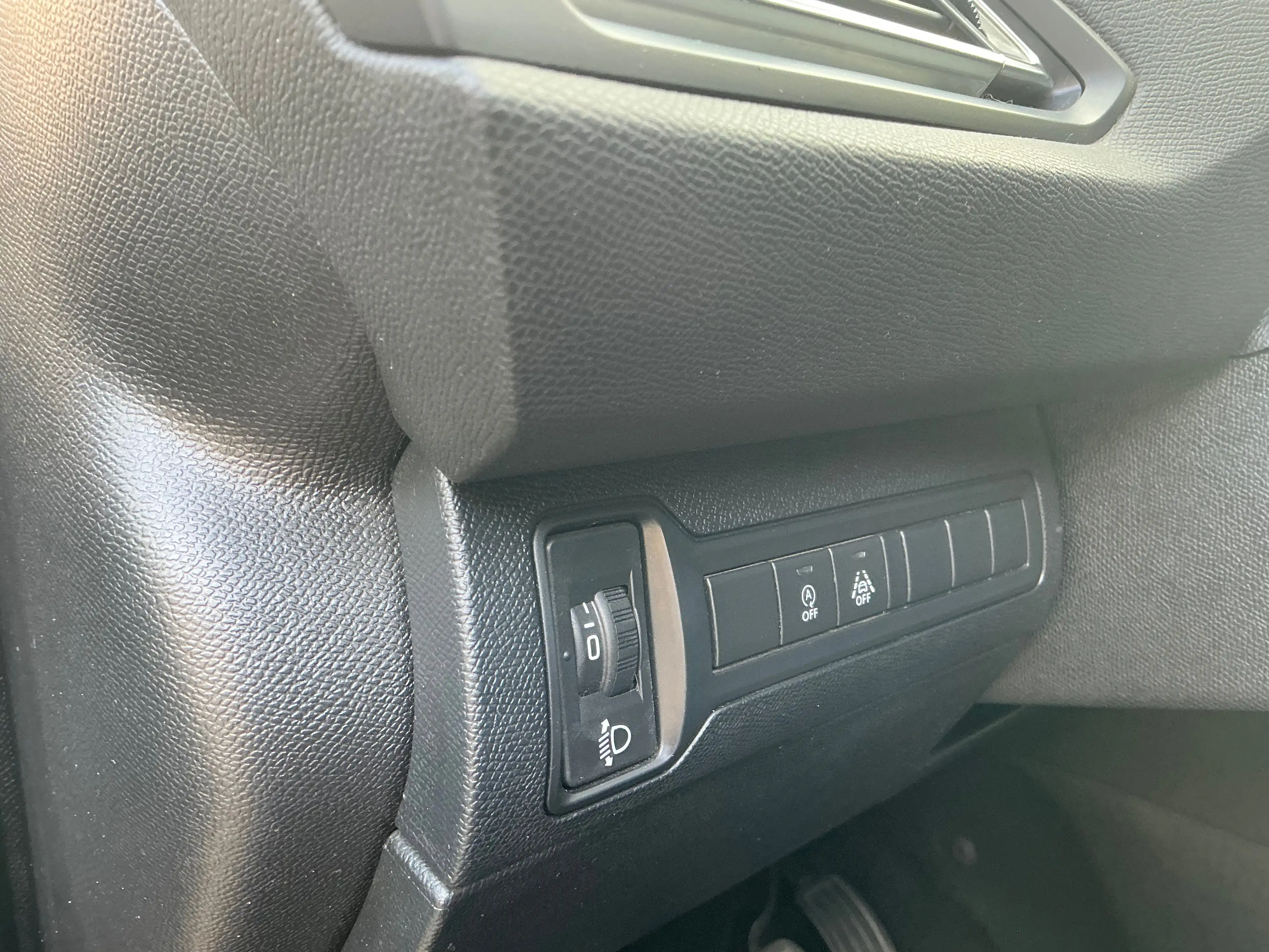 Peugeot 308 Active Business — photo 12