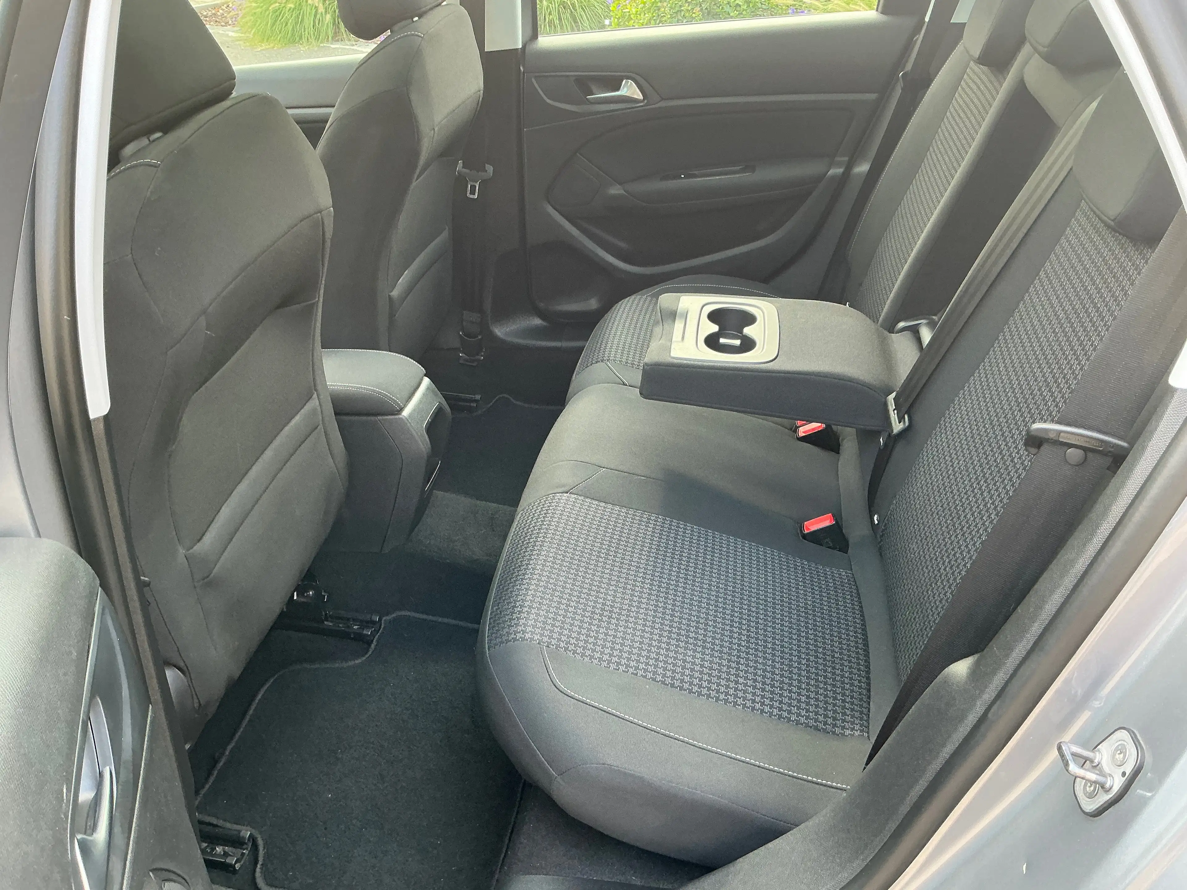 Peugeot 308 Active Business — photo 15