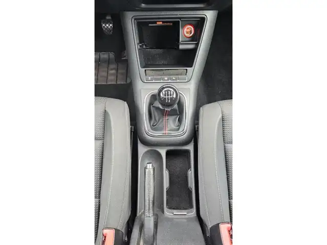Volkswagen Golf Plus view 8