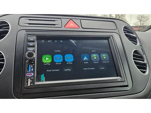 Volkswagen Golf Plus view 11