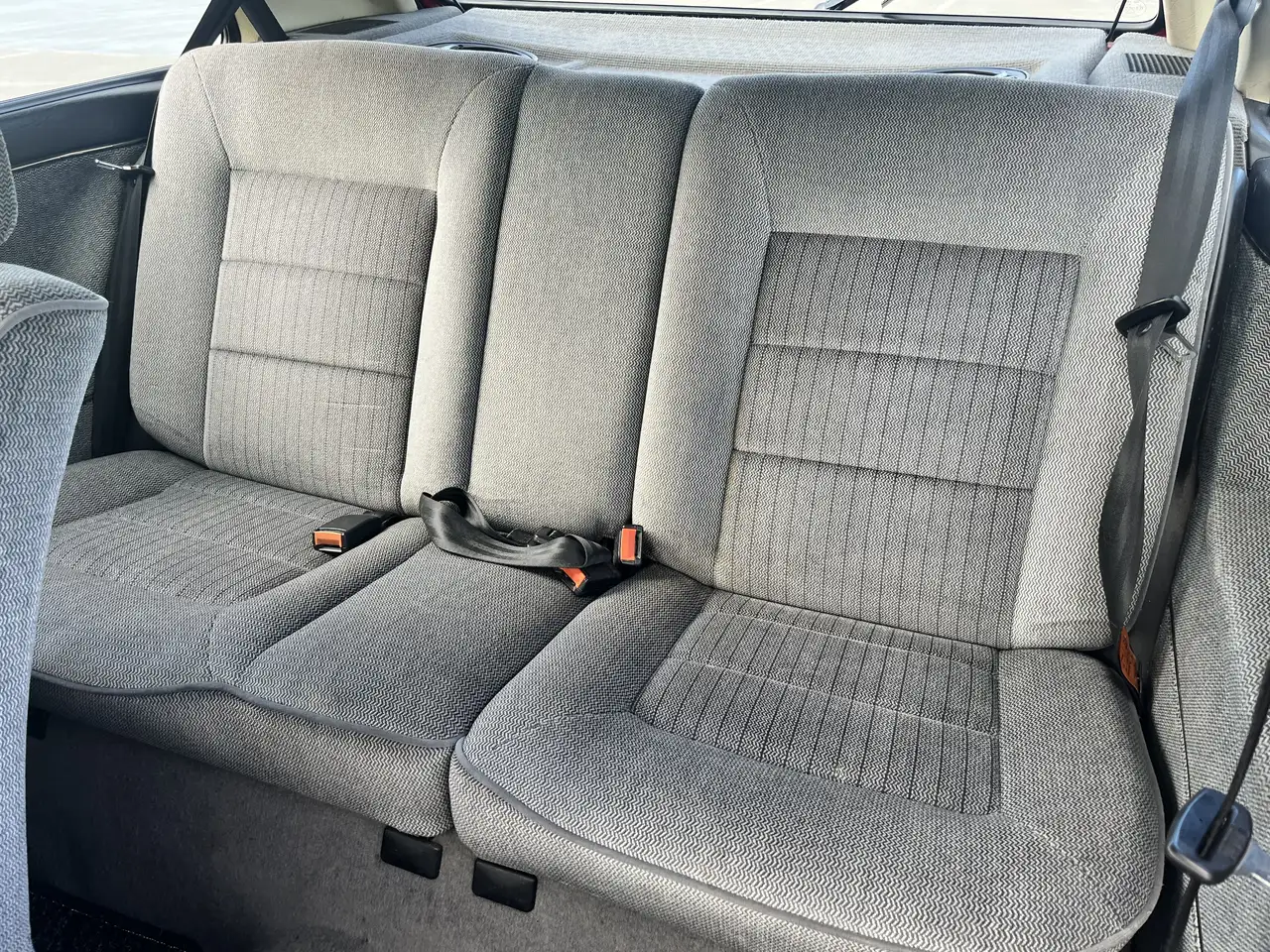Volkswagen Golf GL 1.8 ohne SD mit Servo, ABS, Scheibenbremsen HA, foto 11