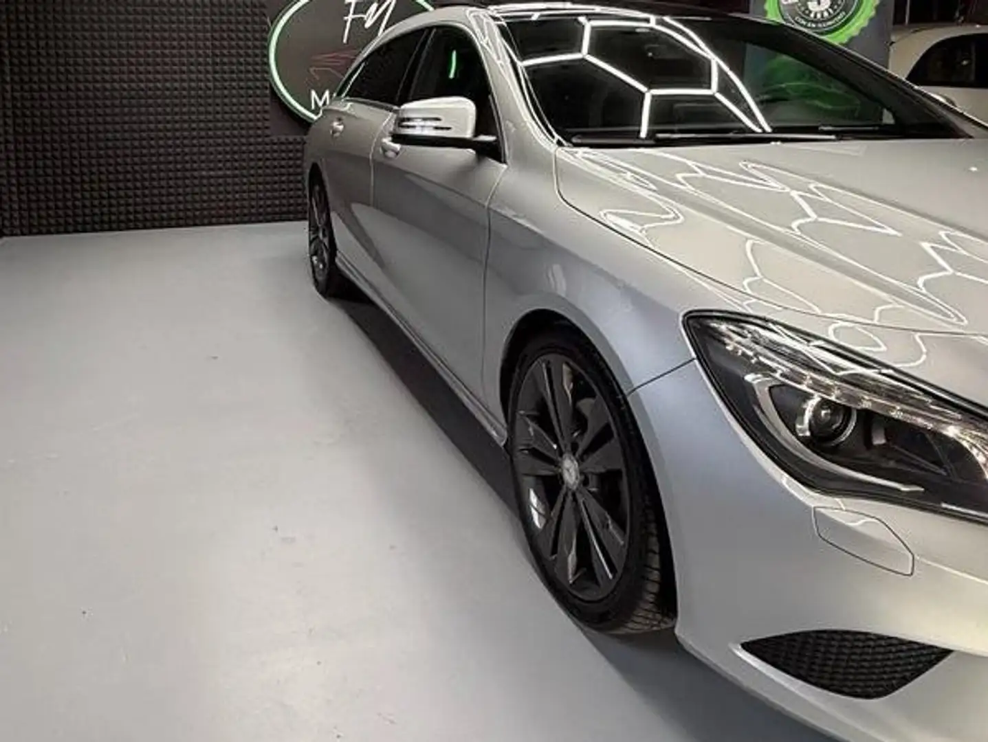 Mercedes-Benz CLA 220 CLA Shooting Brake 220 d Sport auto FL Argento - 2