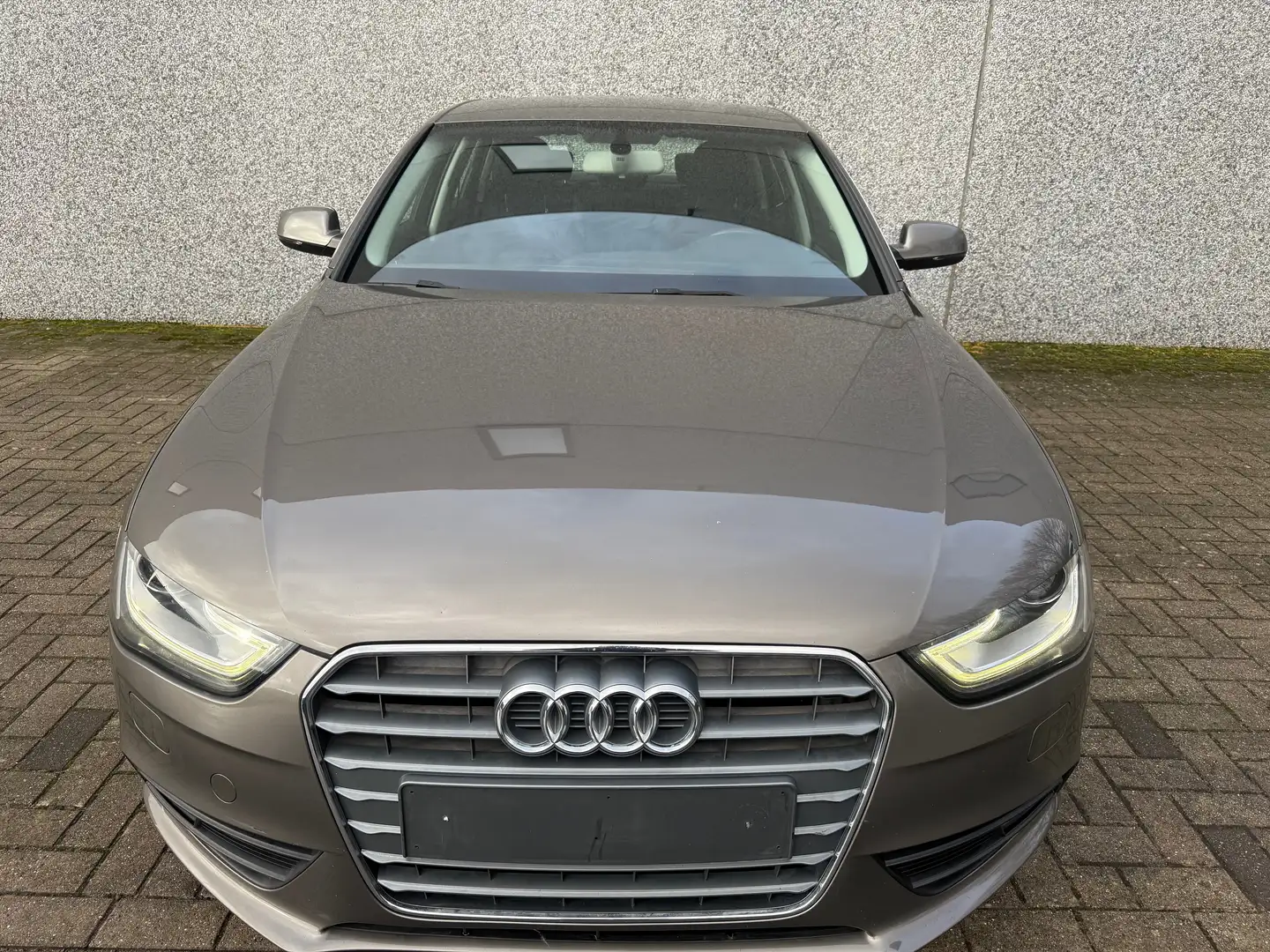 Audi A4 A4 2.0 TDi ultra Sport Euro6b Garantie 12Mois Gris - 2