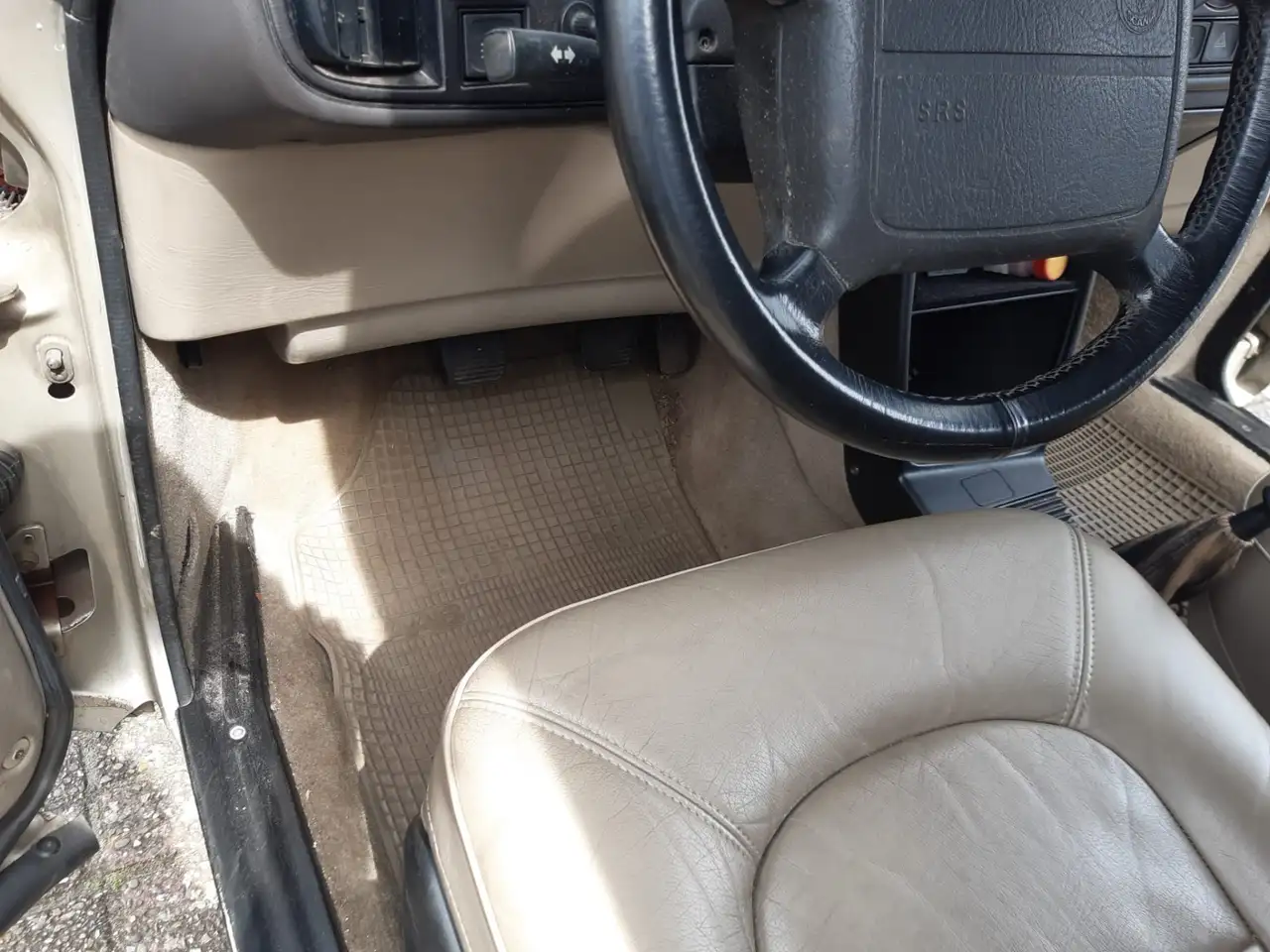 Saab 900 i2.1-16 LPG, foto 11