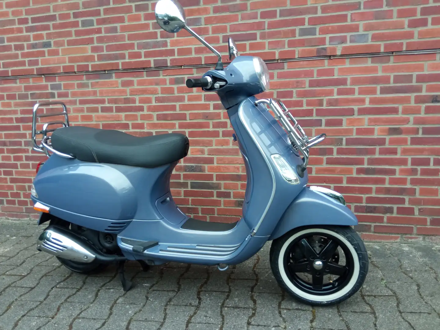 Vespa LX Touring 50 Vespa LX 50ccm Touring 4-Takt in Lavendel Blau Blauw - 1