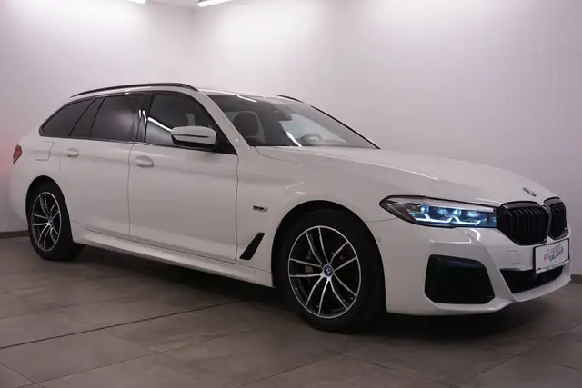 BMW 530 e xDrive M Sport // Anhängervorr. // ACC // Panoramad. //