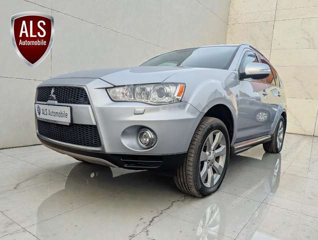 Imagine Mitsubishi Outlander Invite 4WD"Klima"Kamera"AHK"7 Sitze