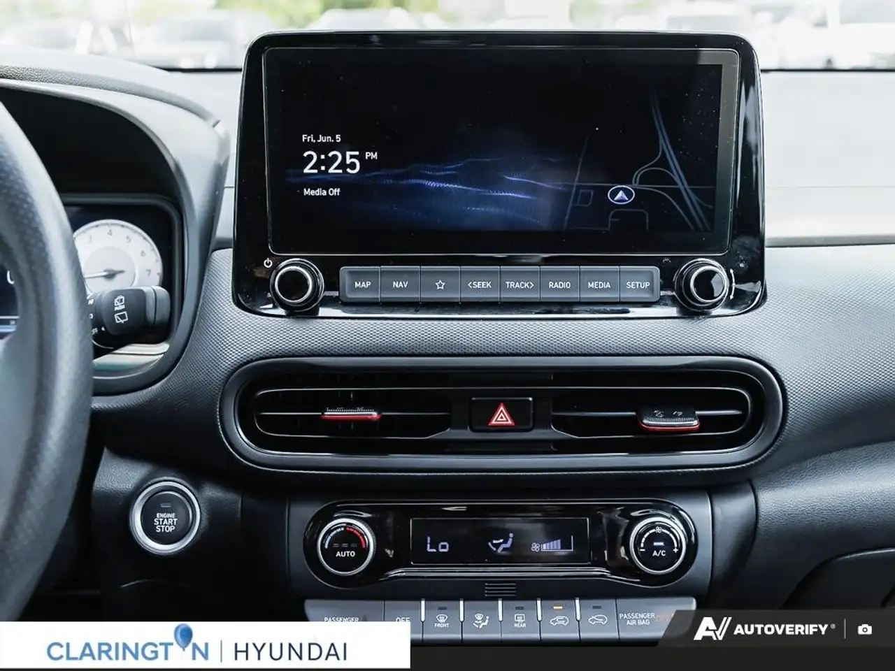Hyundai KONA снимка Hyundai KONA