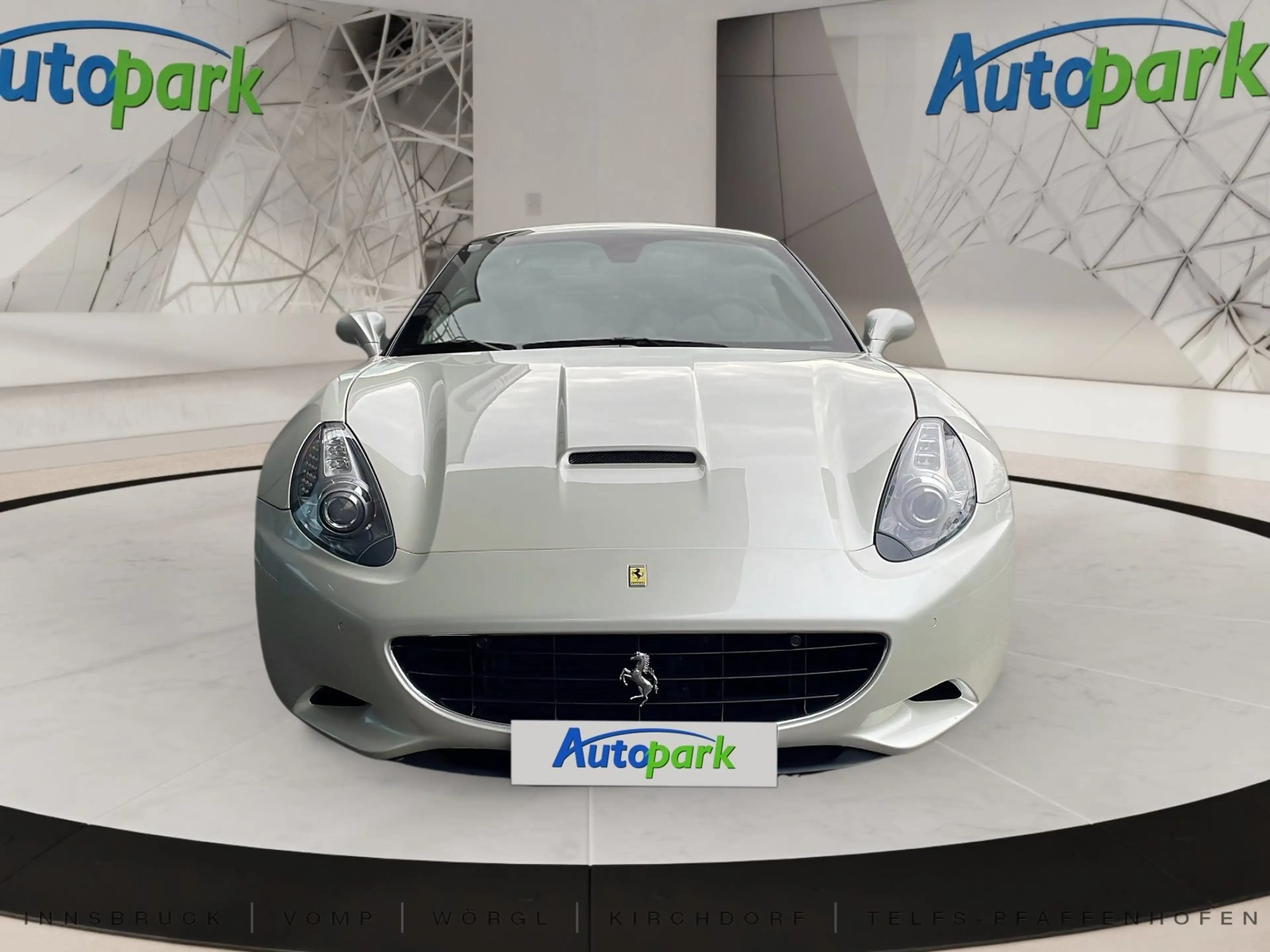 Ferrari California — photo 2