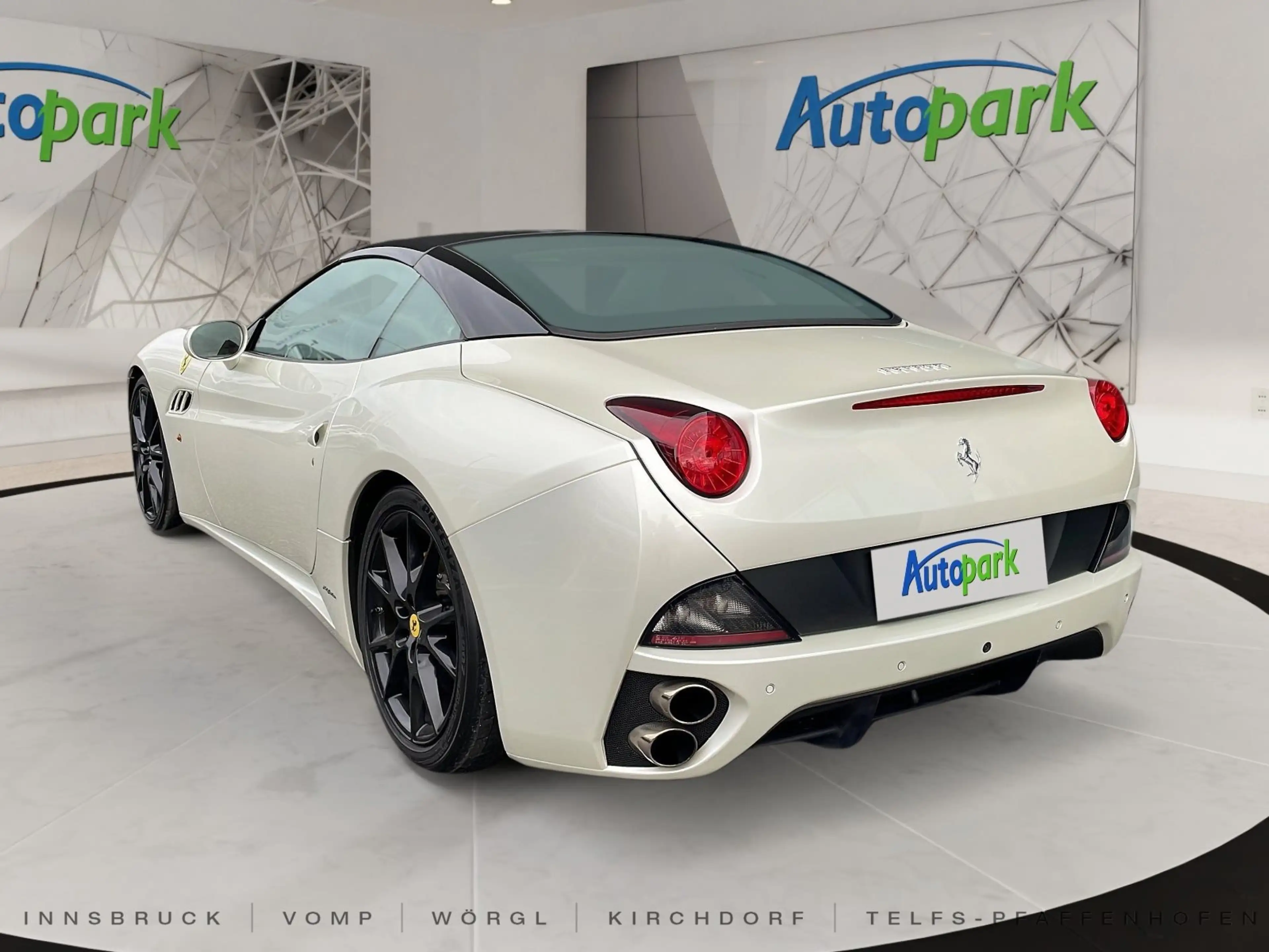 Ferrari California — photo 5