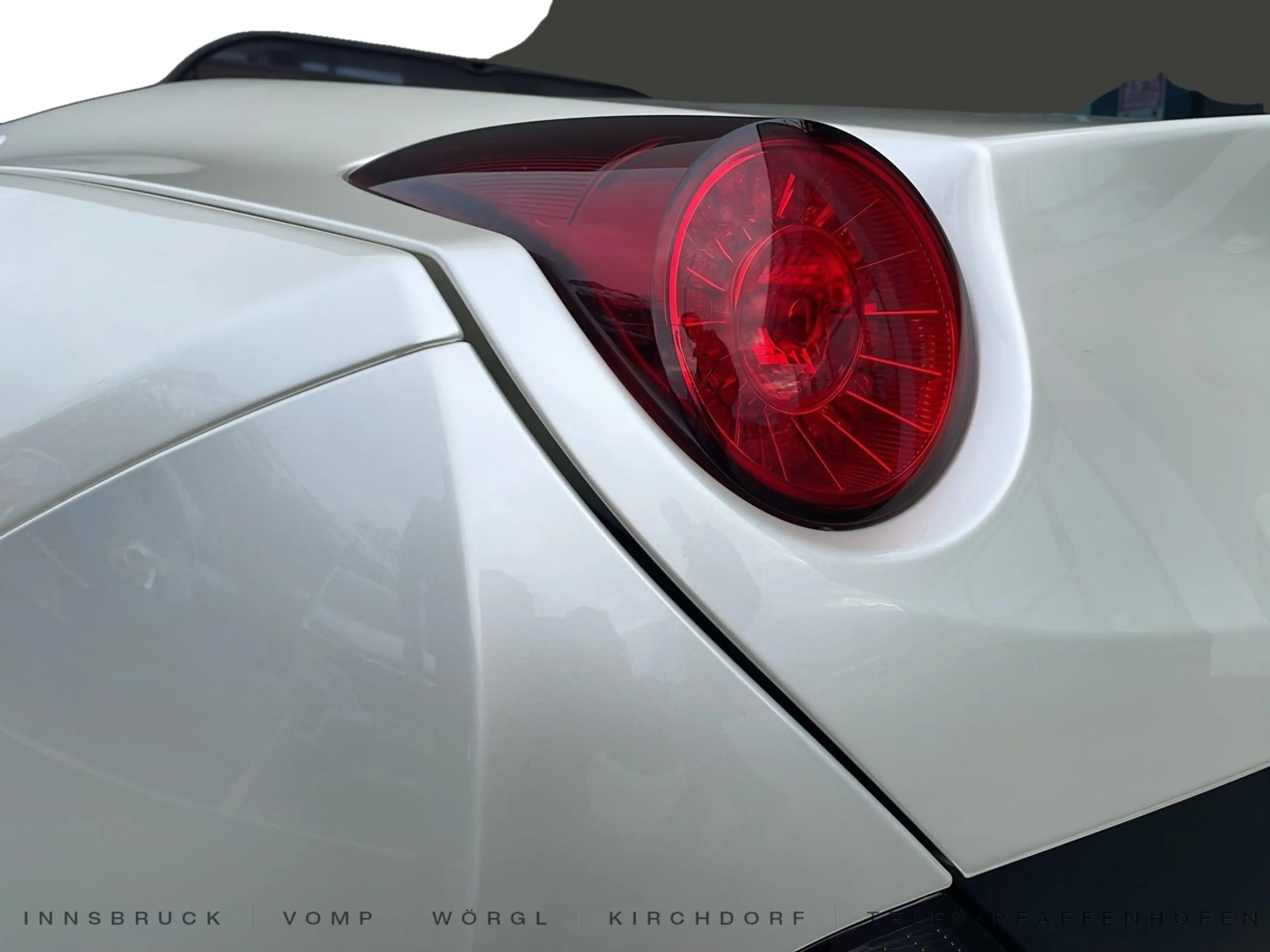 Ferrari California — photo 6