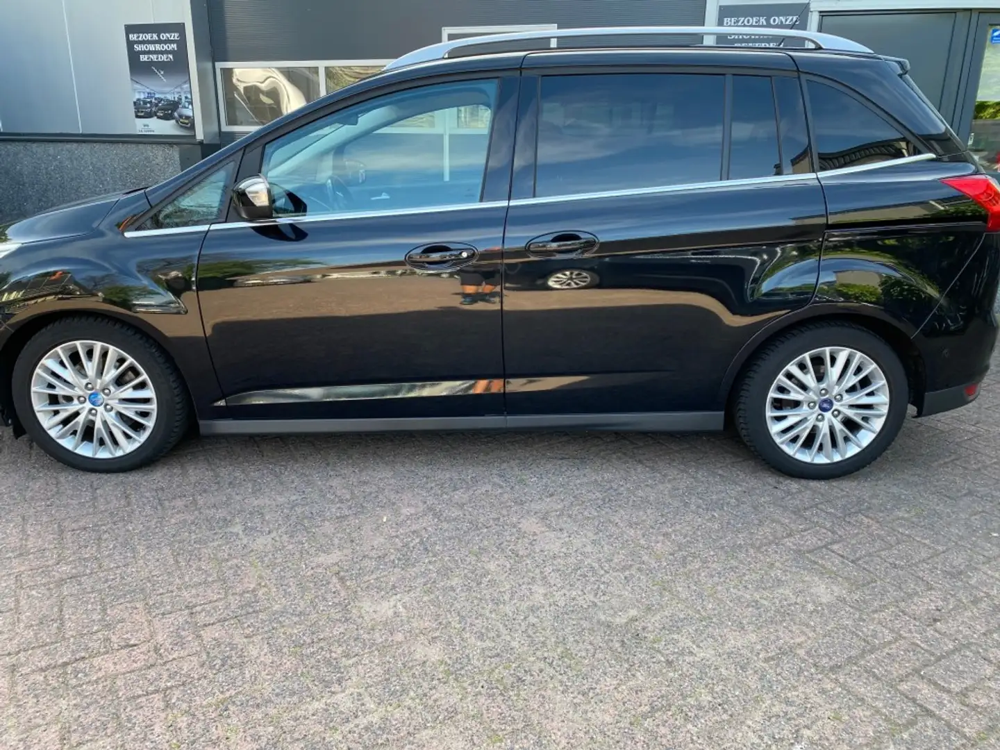 Ford Grand C-Max 1.5 TITANIUM 7P. Zwart - 2