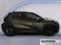 Toyota Aygo X 1.0B (72 CV) Limited Grün - thumbnail 3