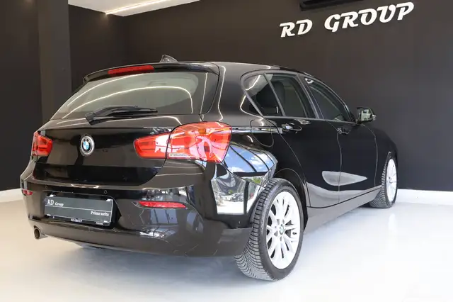 BMW 1 Series view 6