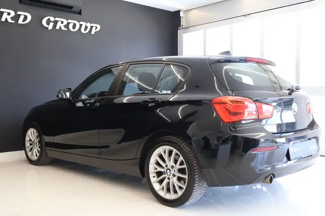 BMW 1 Series view 7