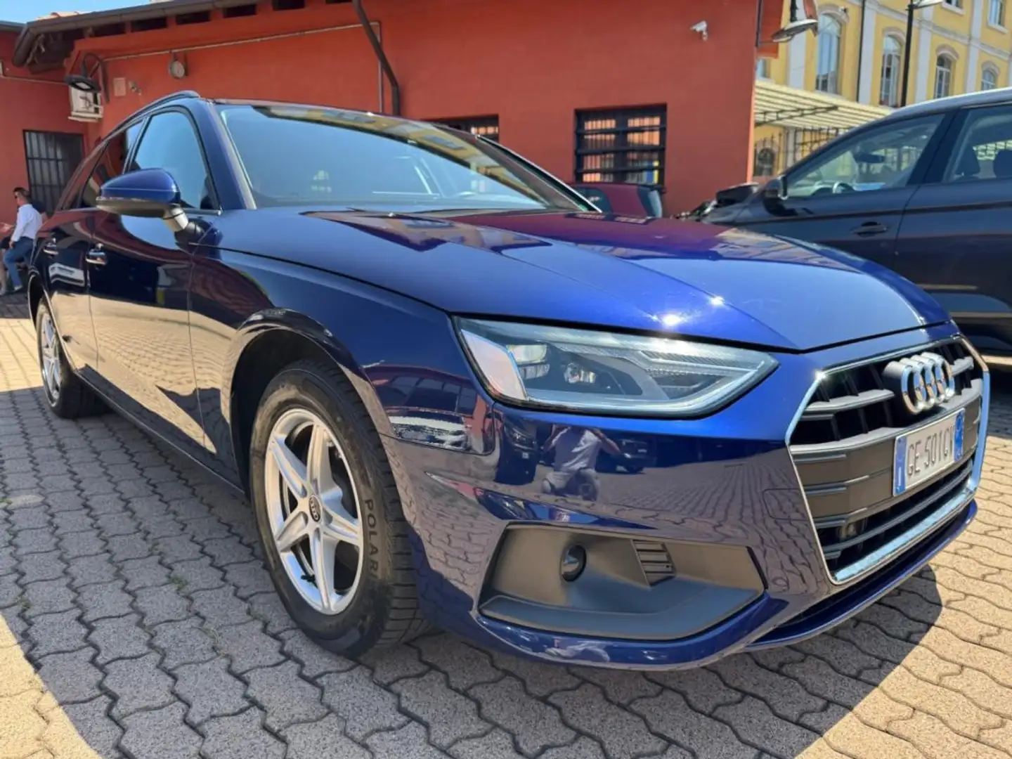 Audi A4 Avant 35 TFSI Business Blu/Azzurro - 2
