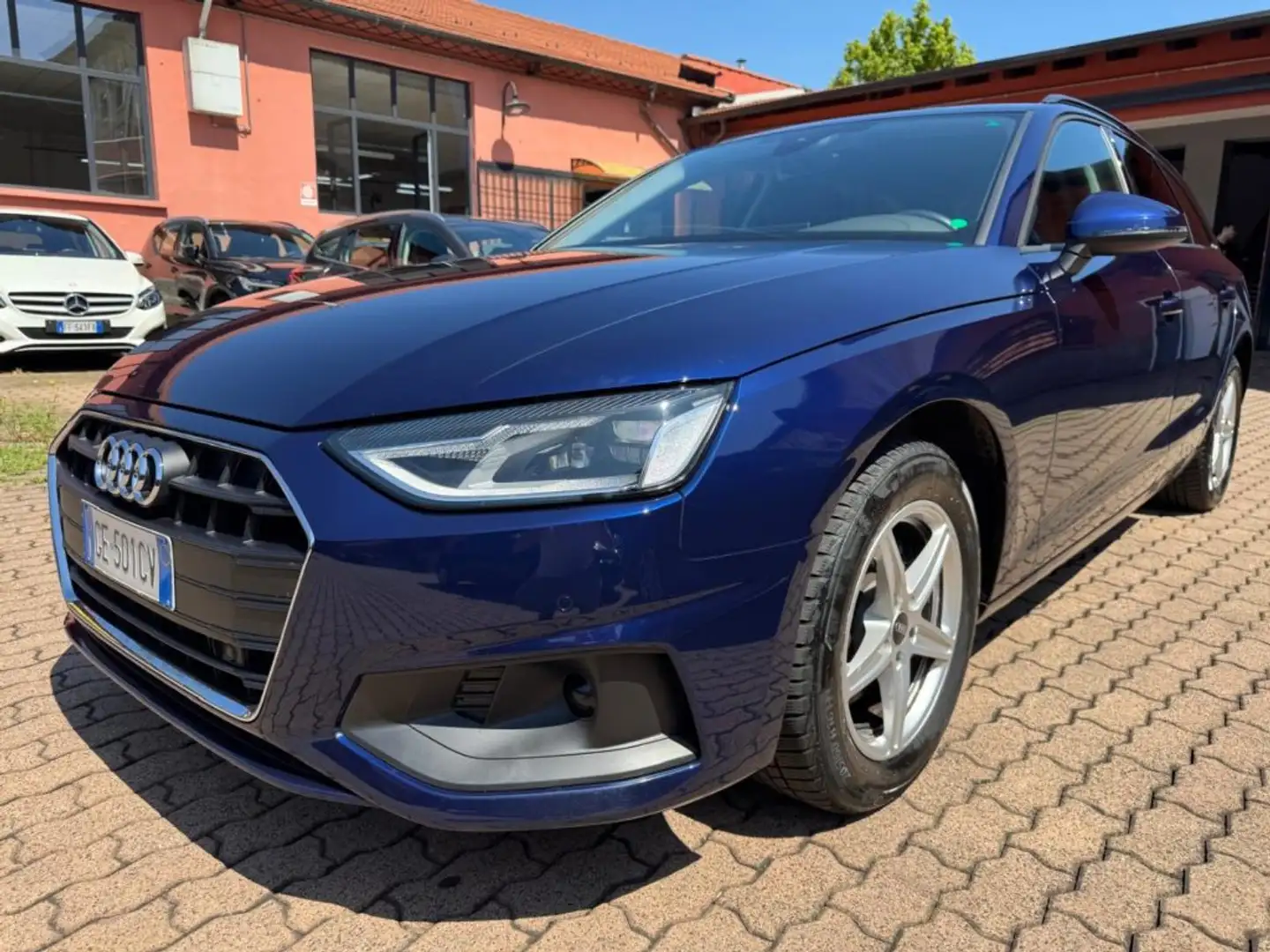 Audi A4 Avant 35 TFSI Business Blu/Azzurro - 1