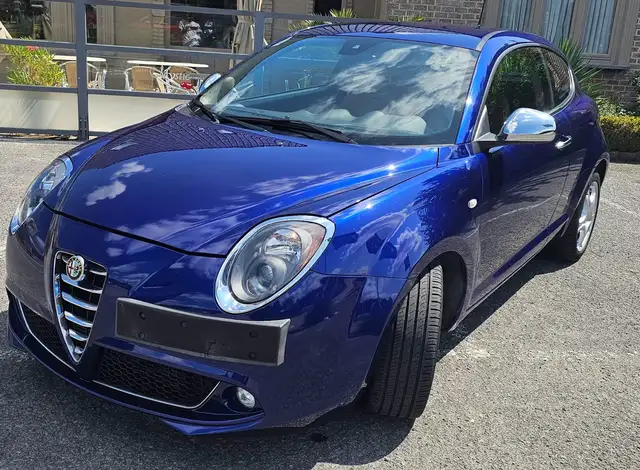 Alfa Romeo MiTo vendues, félicitations pour le client
