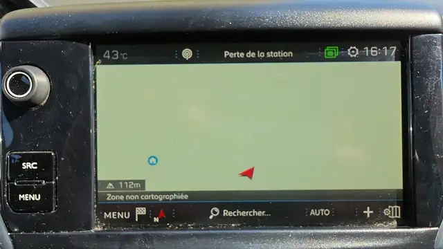 Peugeot 2008 view 13
