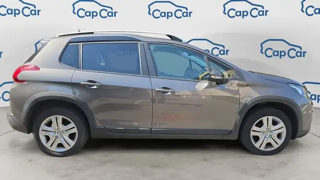 Peugeot 2008 view 4