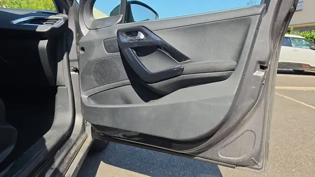 Peugeot 2008 view 22