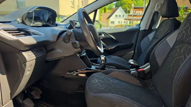 Peugeot 2008 view 26