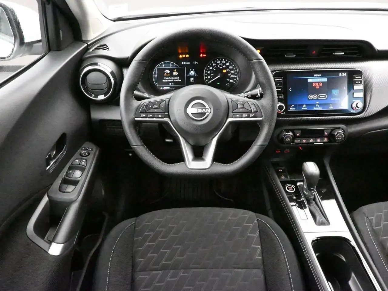 Nissan Kicks снимка Nissan Kicks