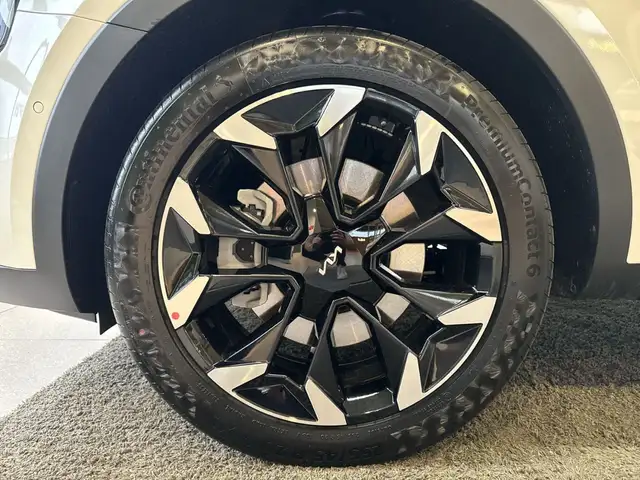 Kia Sorento view 13