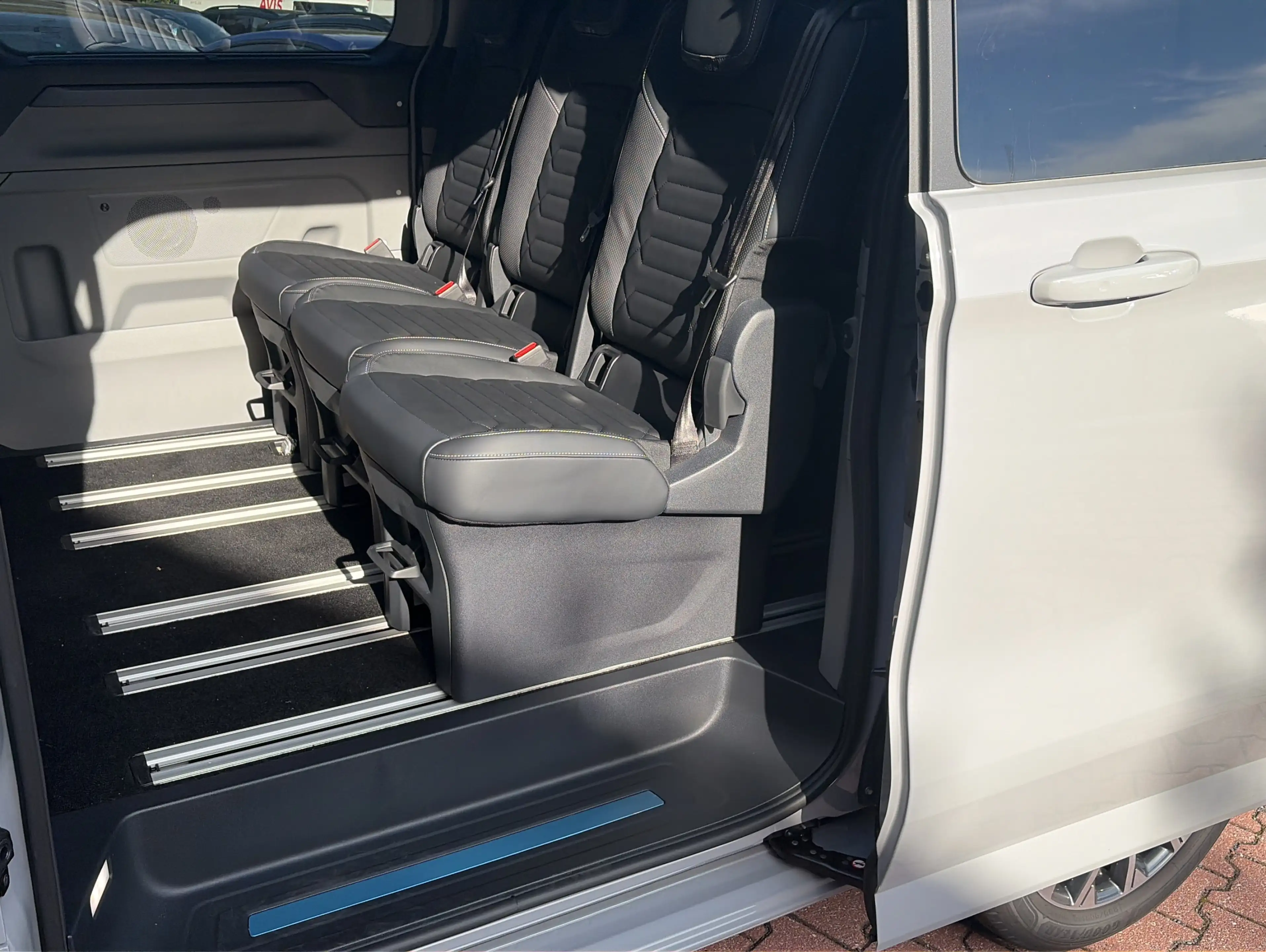 Ford Tourneo Custom 320 L1 Titanium X AWD*AHK*B&O — photo 6