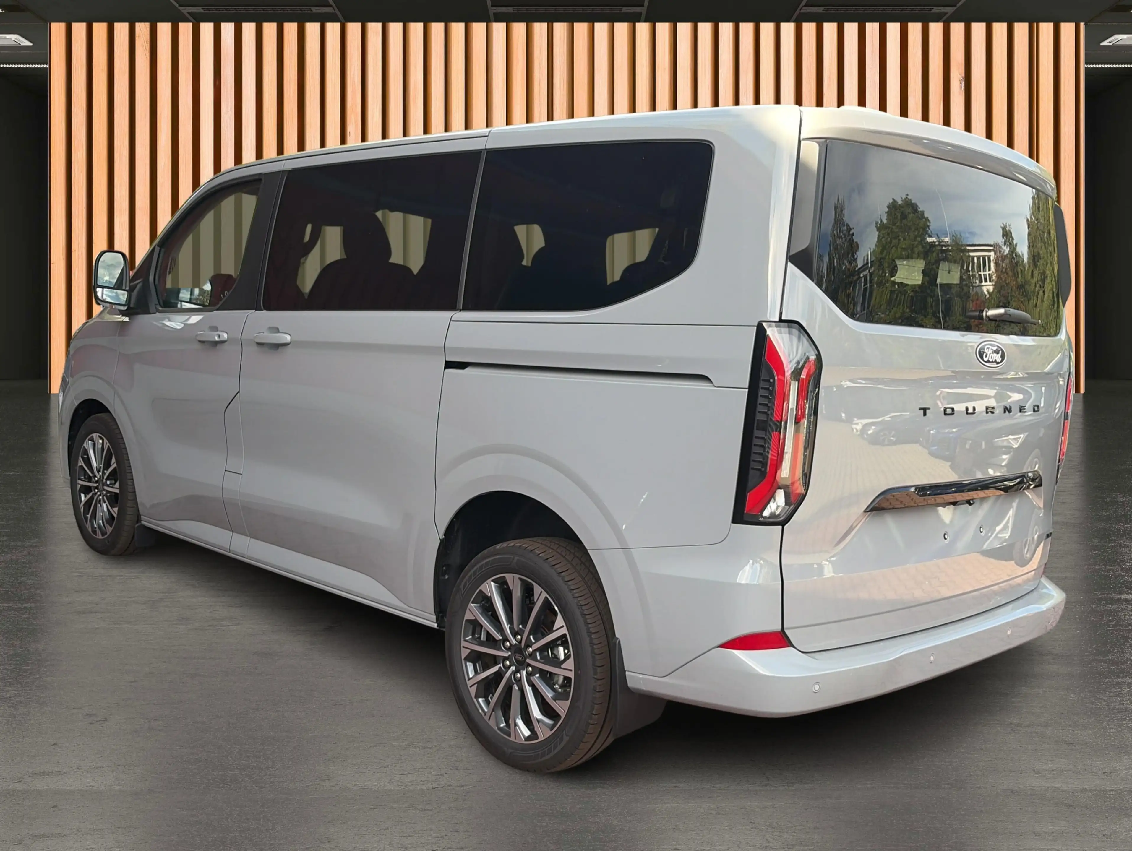 Ford Tourneo Custom 320 L1 Titanium X AWD*AHK*B&O — photo 4