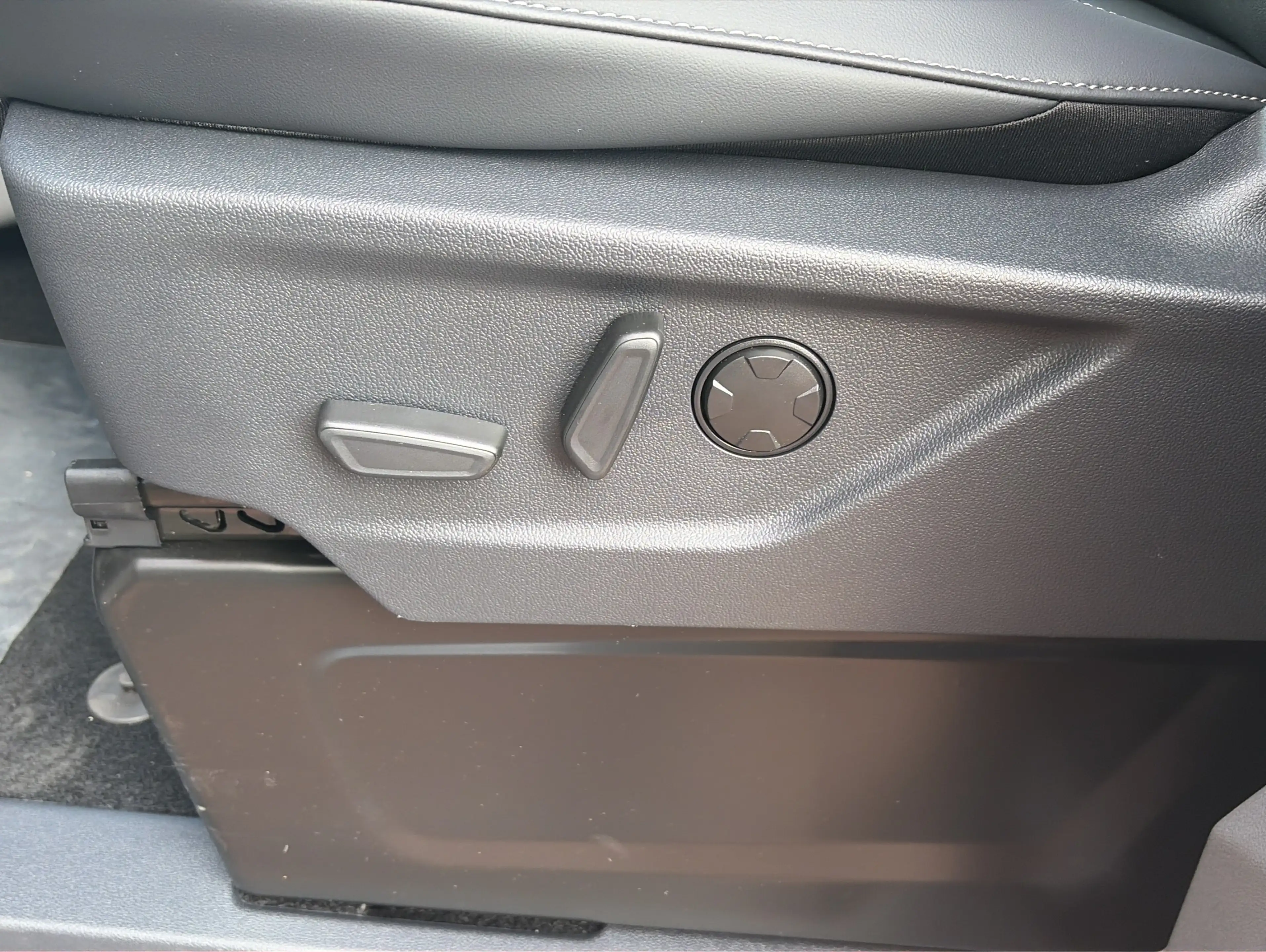Ford Tourneo Custom 320 L1 Titanium X AWD*AHK*B&O — photo 14