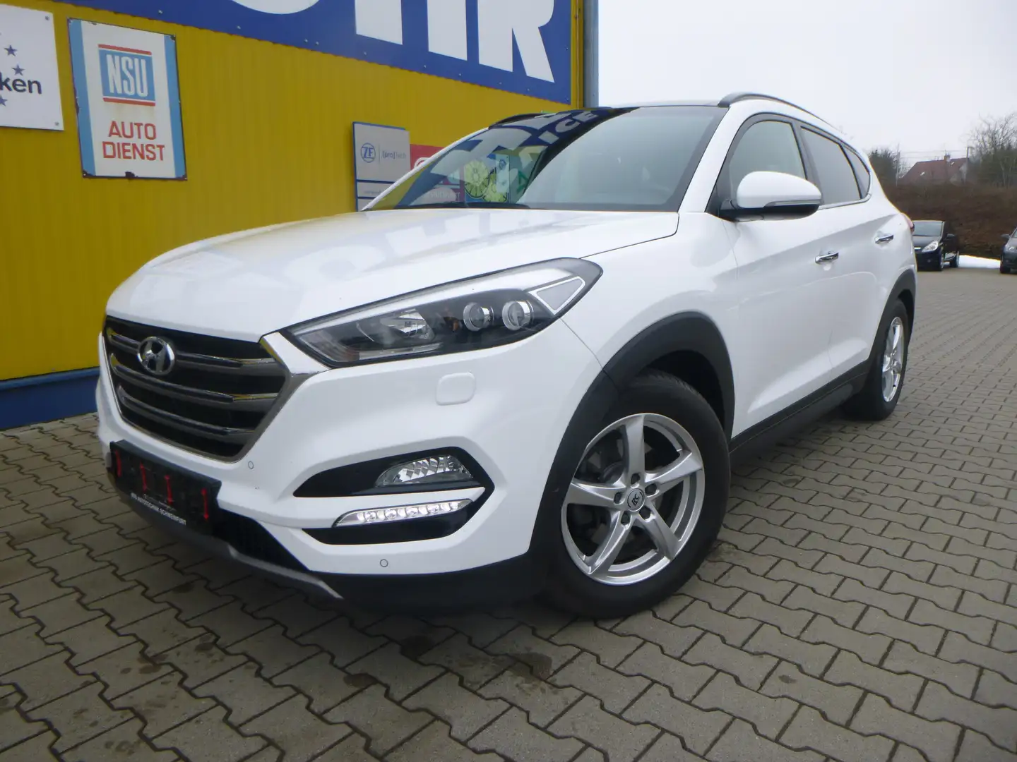 Hyundai TUCSON 25 Jahre 4WD Weiß - 1