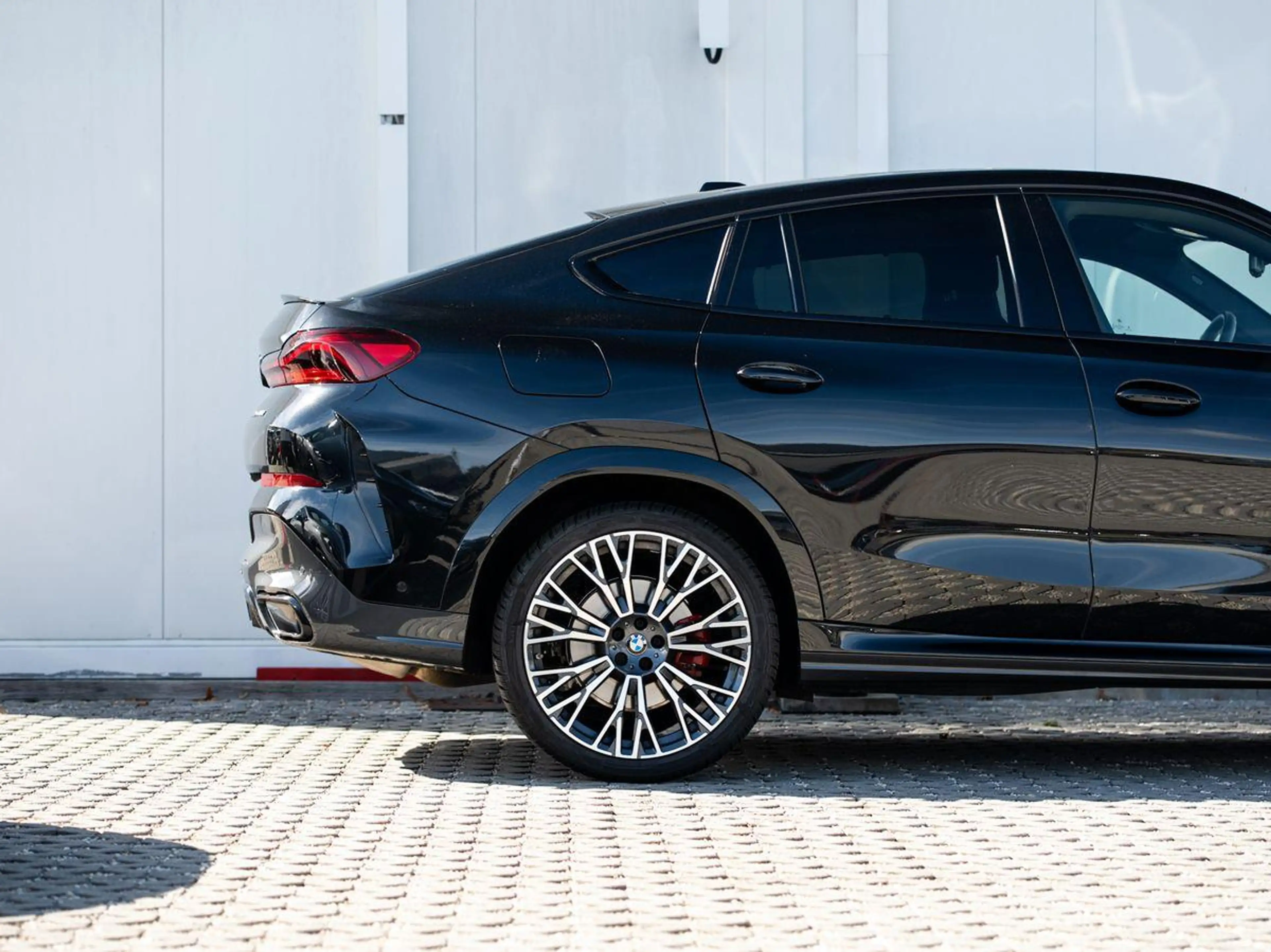 BMW X6 xDrive40i M-SportPRO 22 HuD PANO K-Sitz-Lüft — photo 6