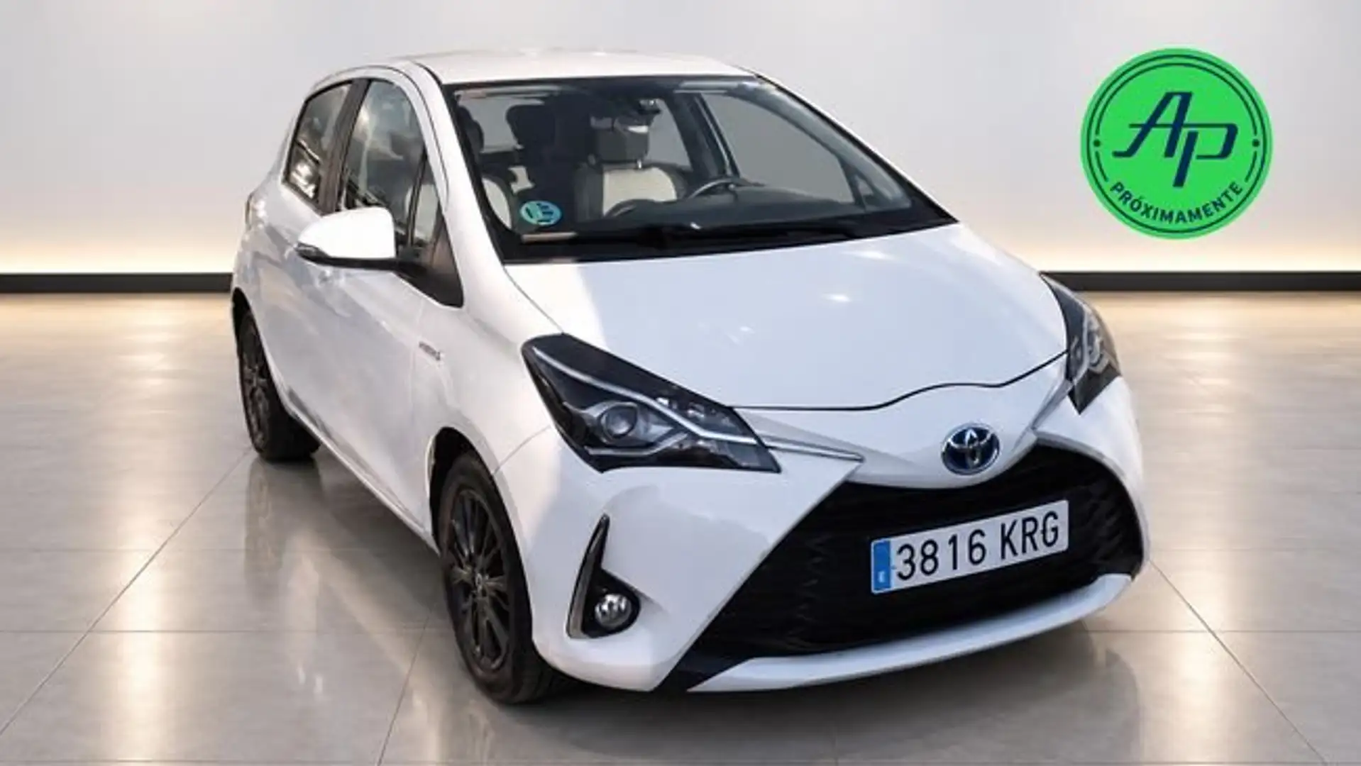 Toyota Yaris 1.5 VVT-I HYBRID ADVANCE AUTO 100 5P Blanco - 1