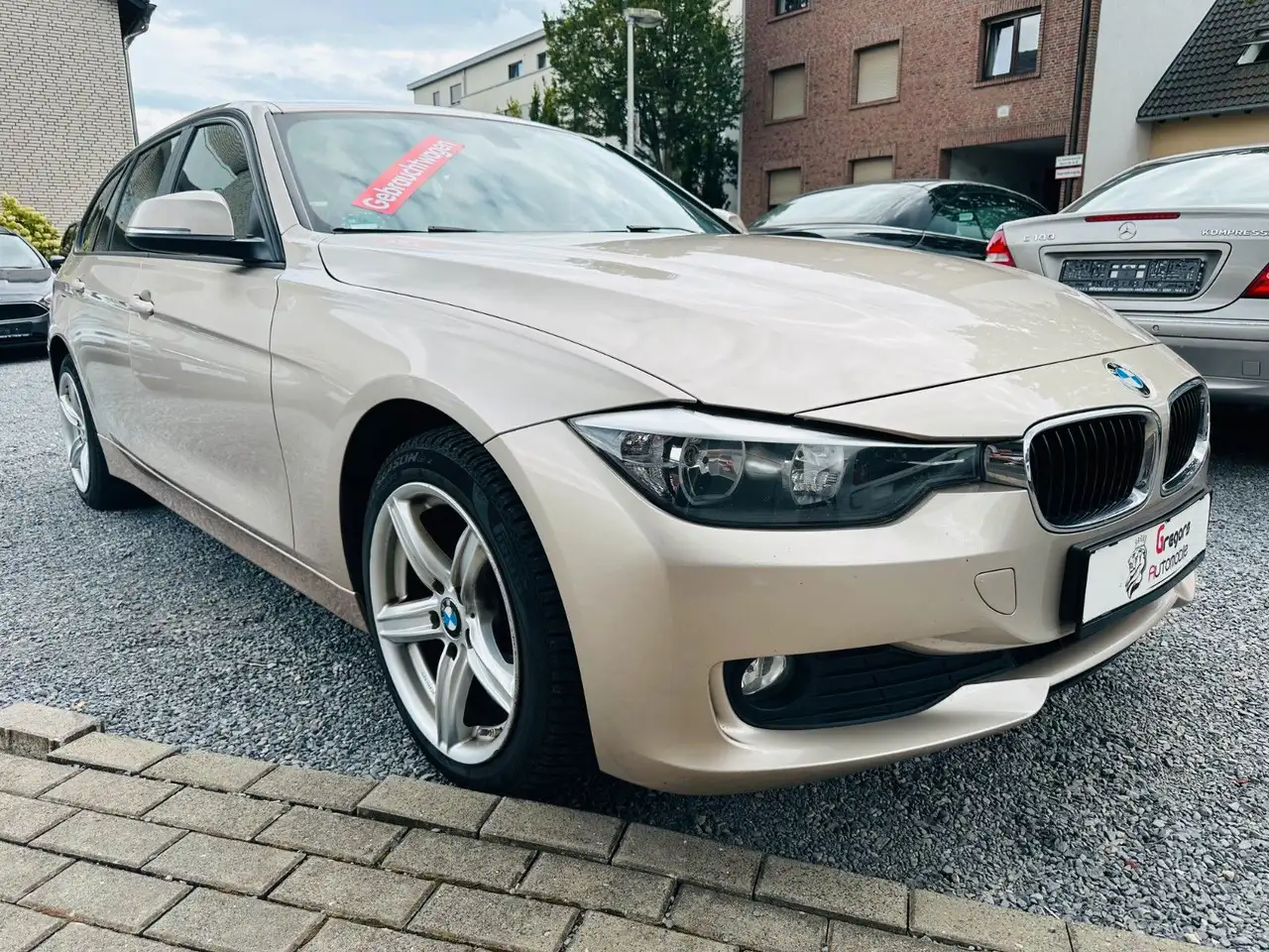 BMW 320