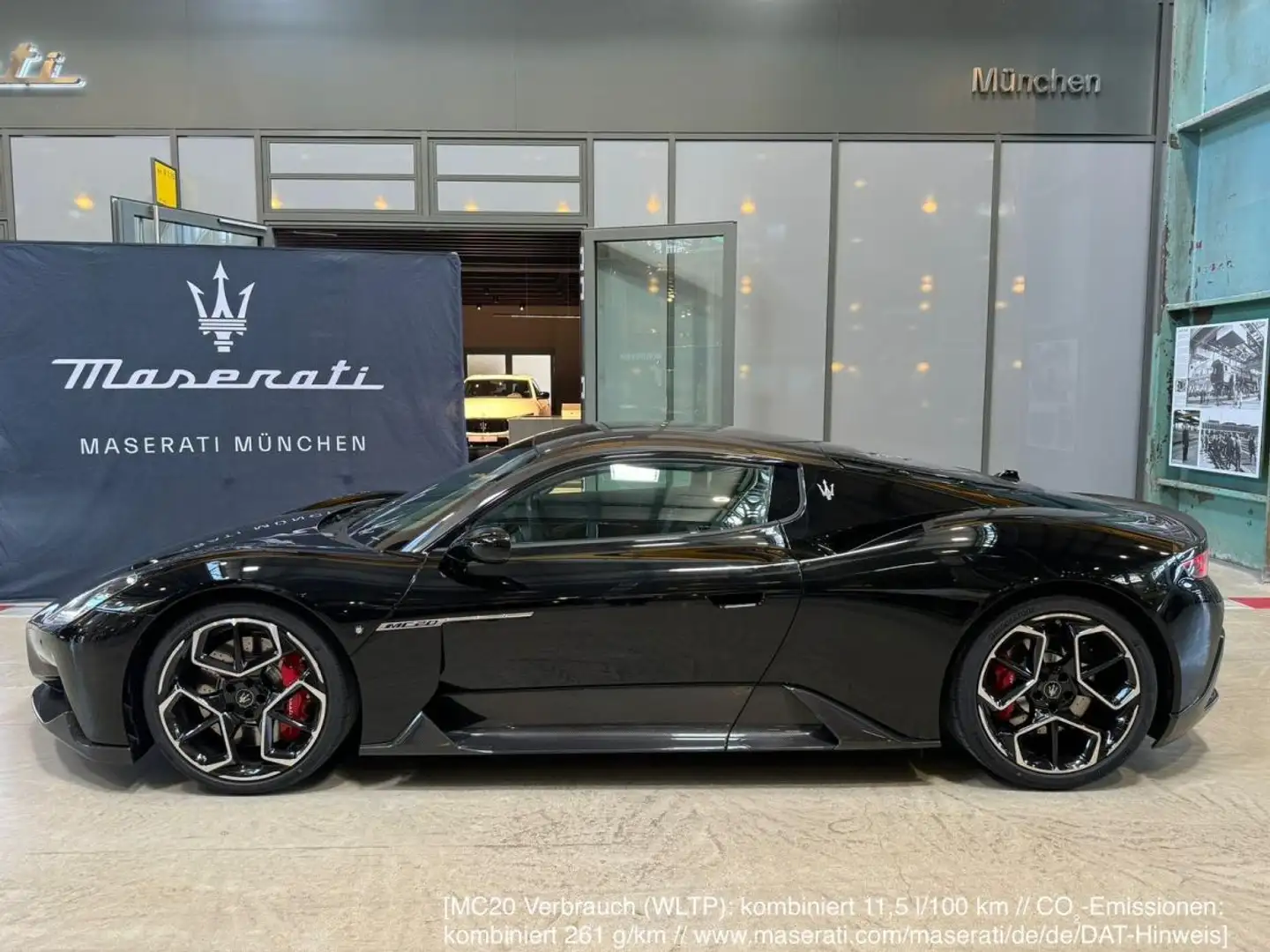 Maserati MC20 Coupé "Black Edition" *Maserati München* Schwarz - 2