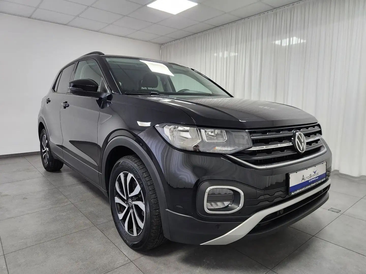Volkswagen T-Cross ACTIVE IQ.DRIVE 150PS DSG AHK CarPl. M&S Schwarz - 1