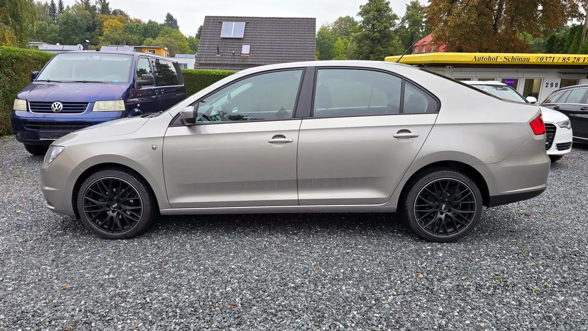 SEAT Toledo Toledo 1.2 TSI SUN Grau - 2