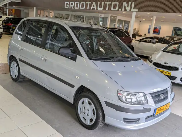 Hyundai Matrix 1.6i NAP, Stuurbekrachtiging