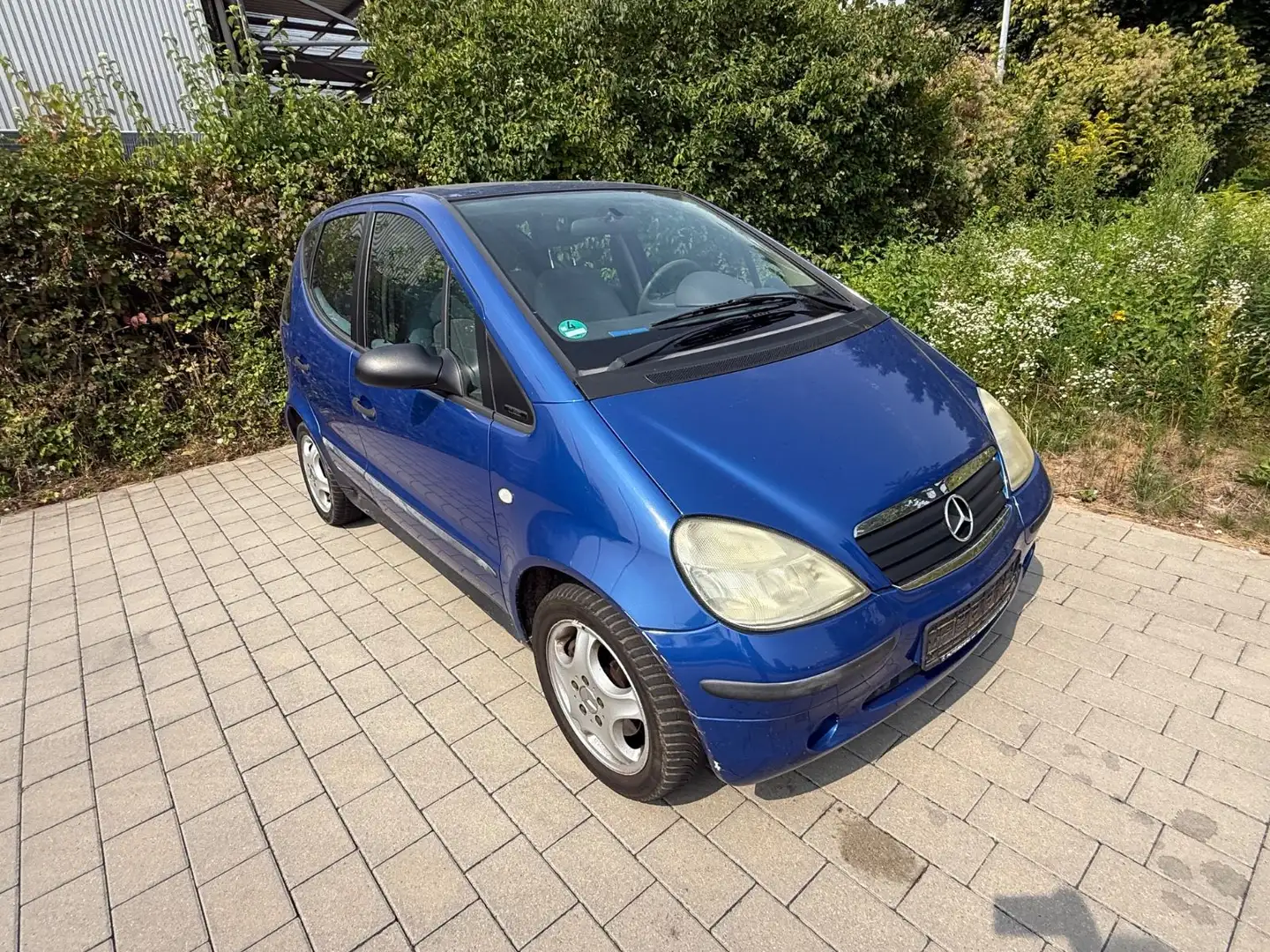Mercedes-Benz A 160 TÜV bis 05.27 Blau - 2
