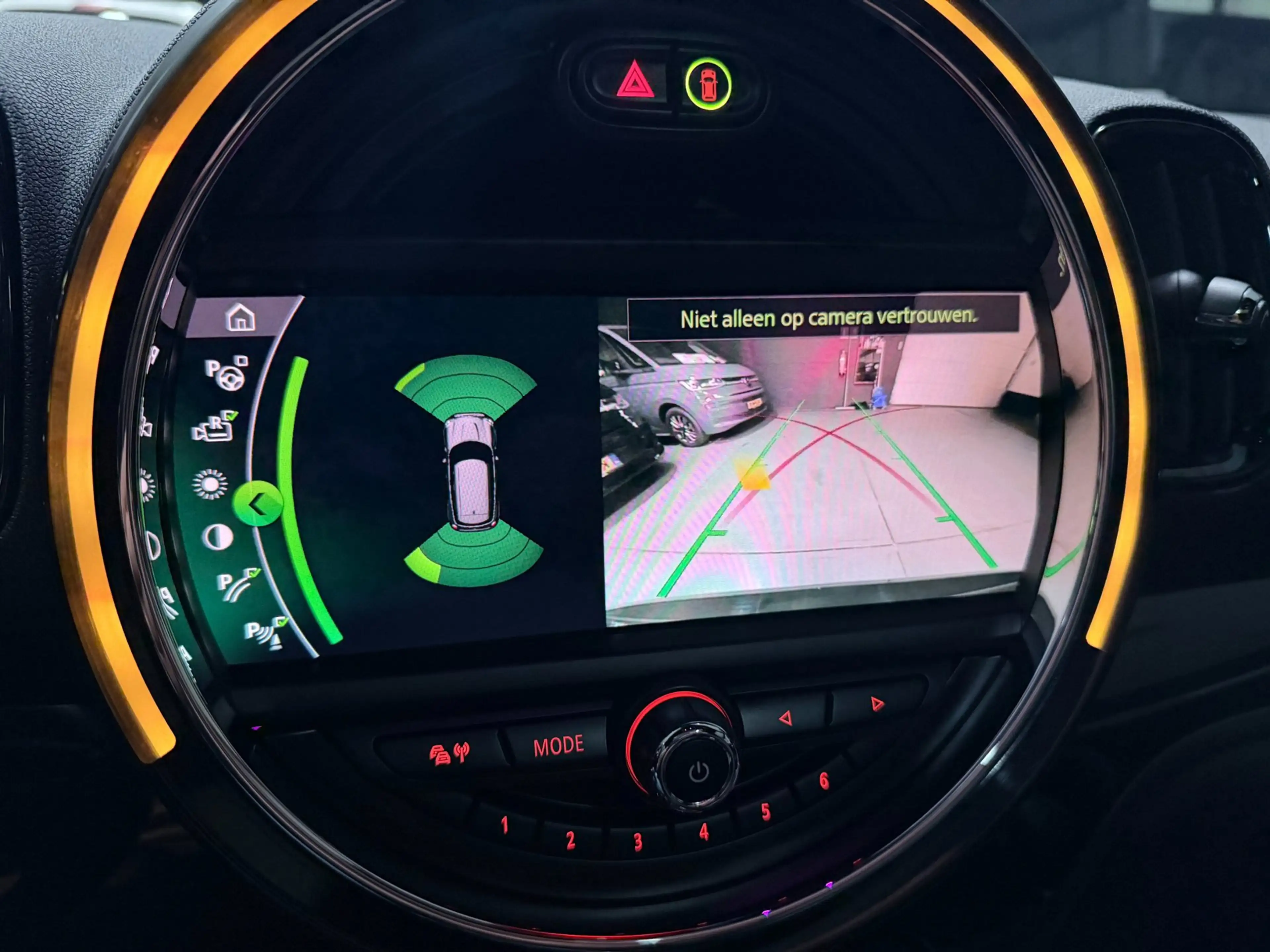 MINI Cooper Countryman 1.5 Chili PANO/LEDER/H-KARDON/NAVI/CAM/CARPLAY/ECC — photo 49